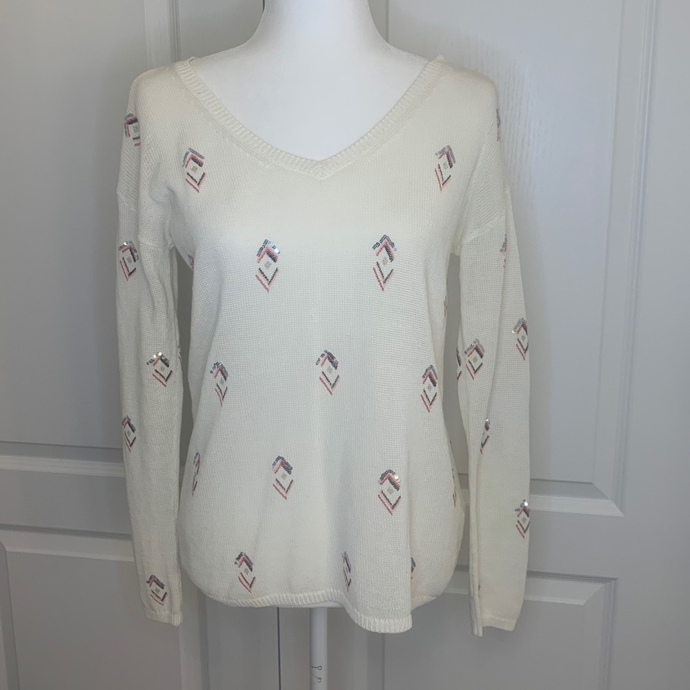 WHBM V-NECK EMBELLISHED PULLOVER SWEATER - Picture 4 of 10